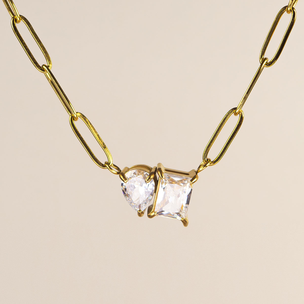 Ada Paperclip Pendant Necklace
