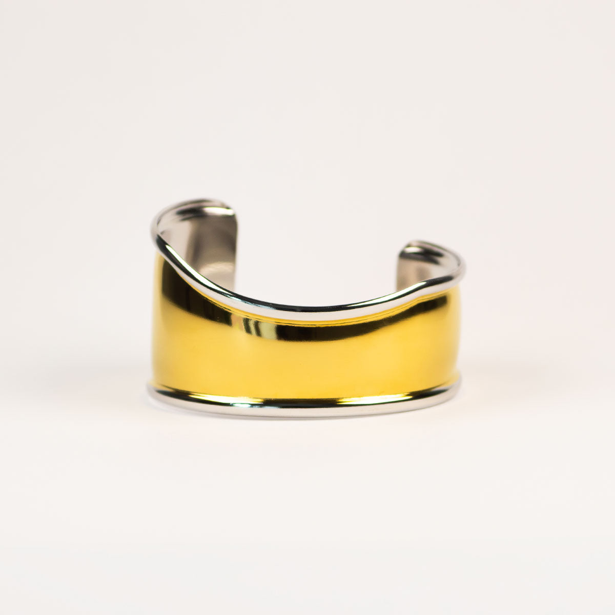 Brazalete Cleo de caña ancha