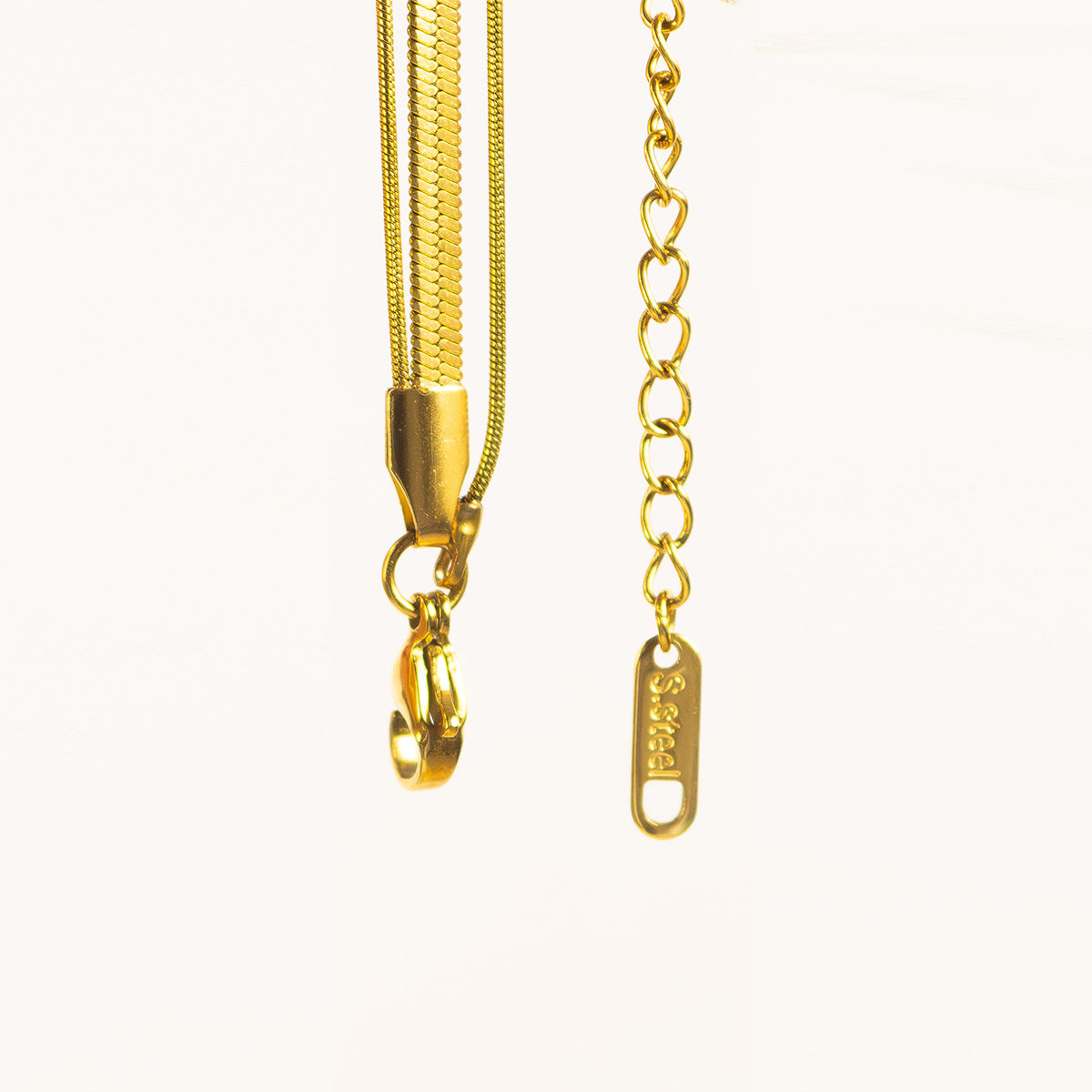Collana a catena a serpente a tre strati Hanne