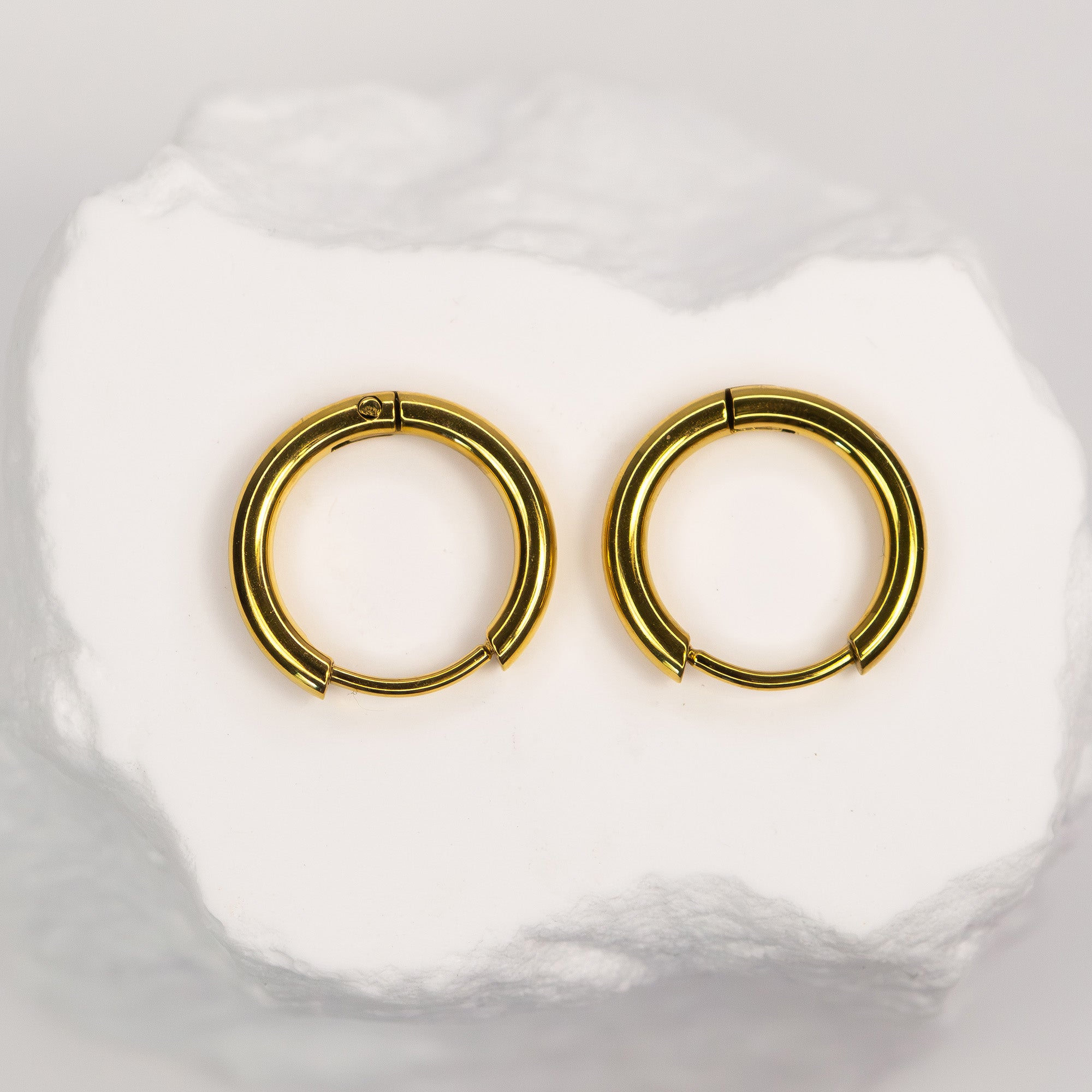 Kaia Essential Hoops gold 14mm size — Tamola Jewellery