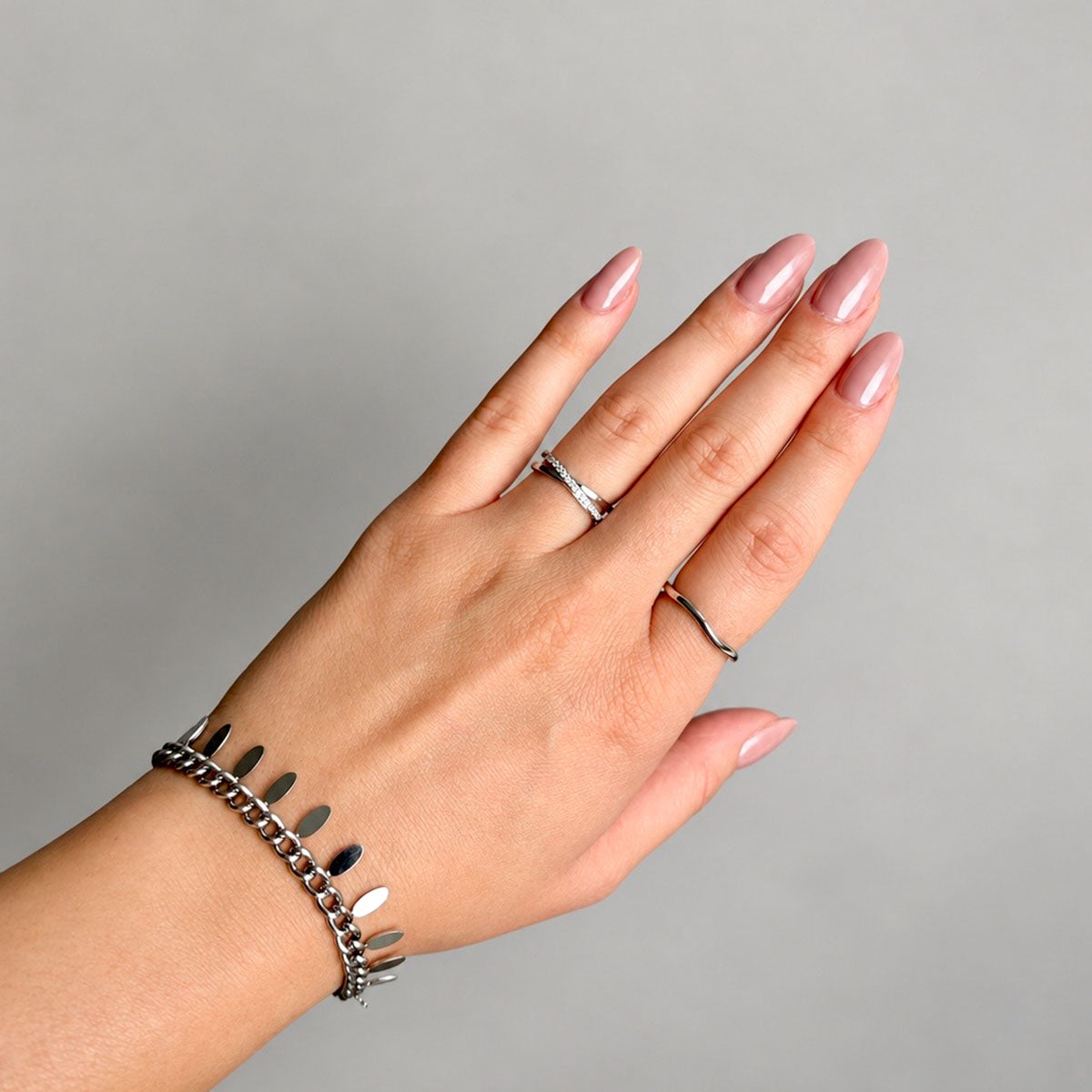 Mette Zircon Cross Ring