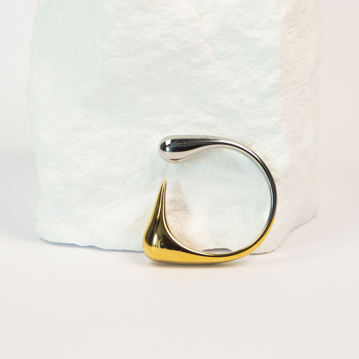 Anello Thea in corno
