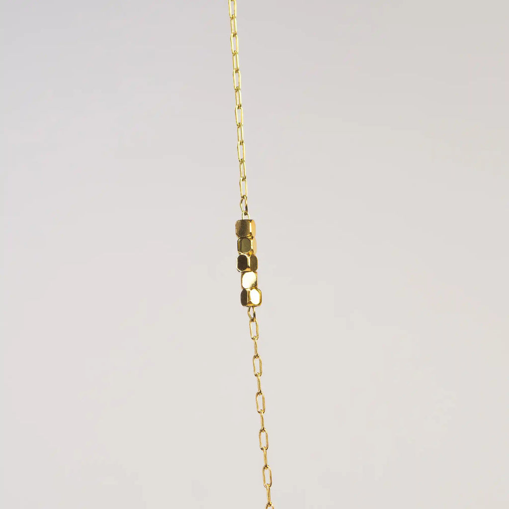 Luma Cube Chain Necklace gold close-up chain detail — Tamola Jewellery