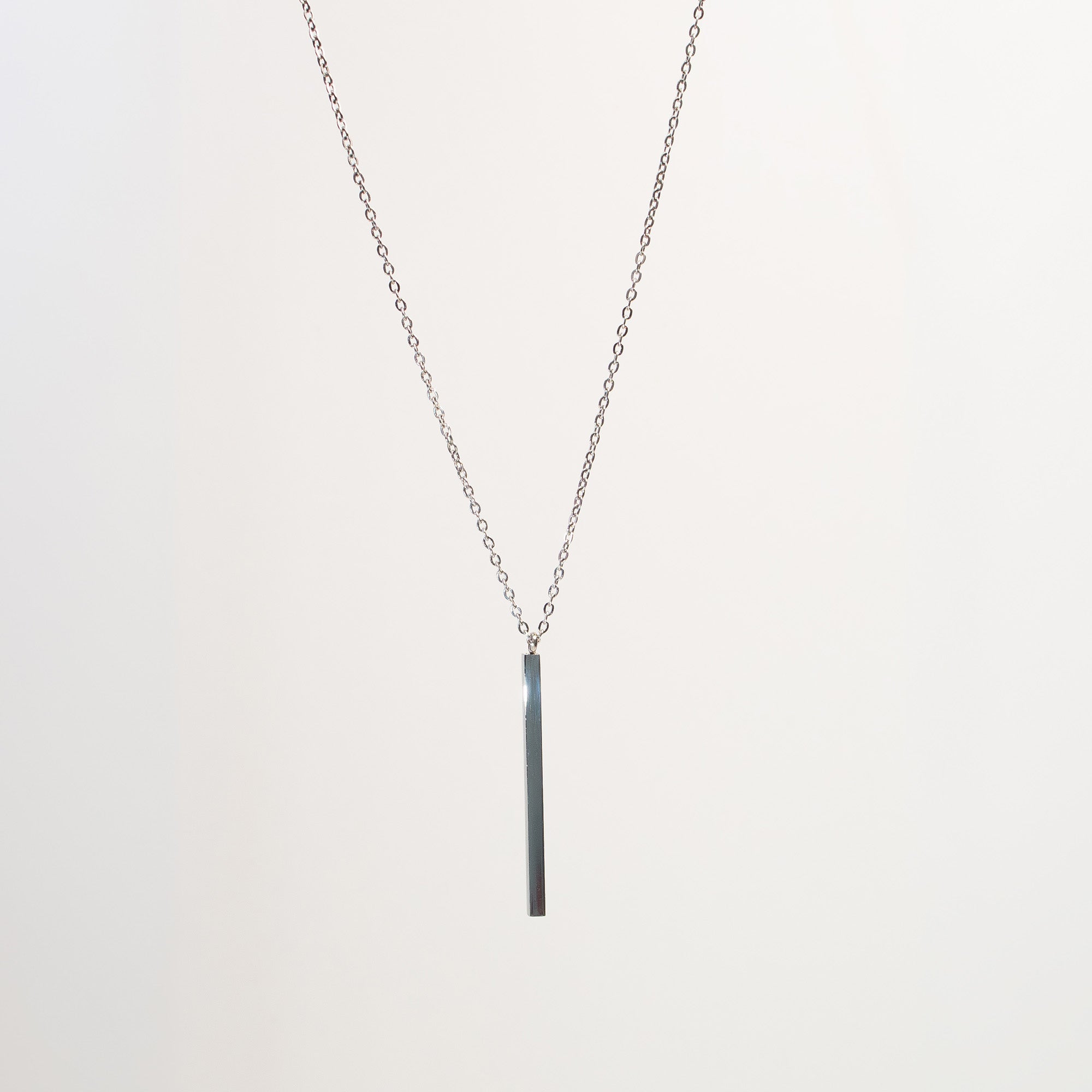 Mara Bar Pendant Necklace