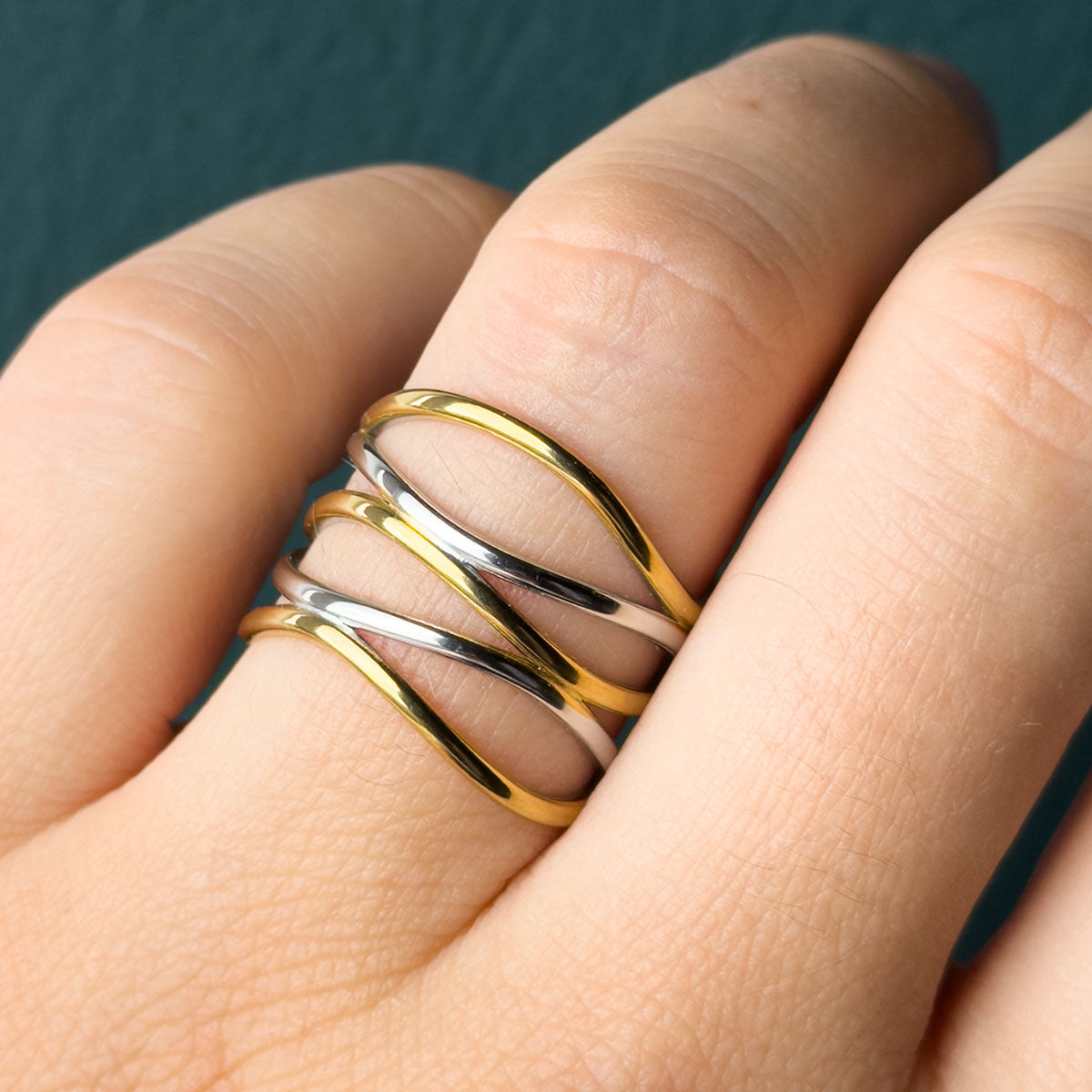 Anillo abierto a capas Naya