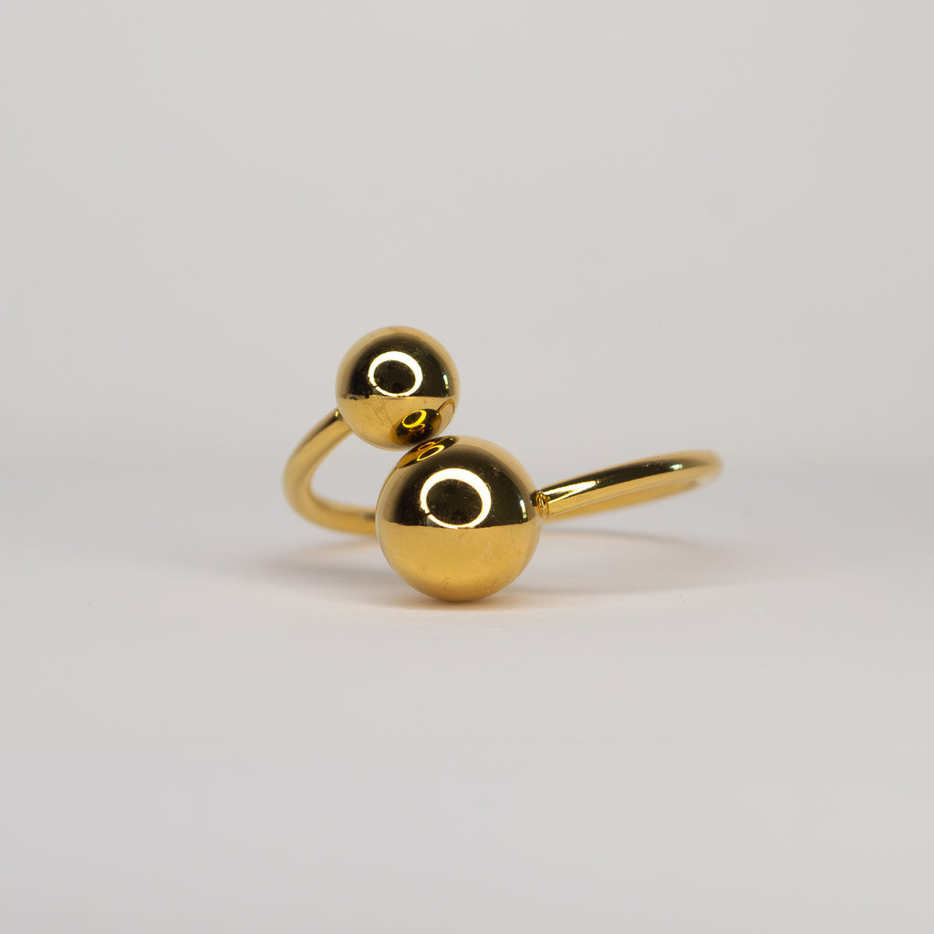 Nomi Sphere Ring