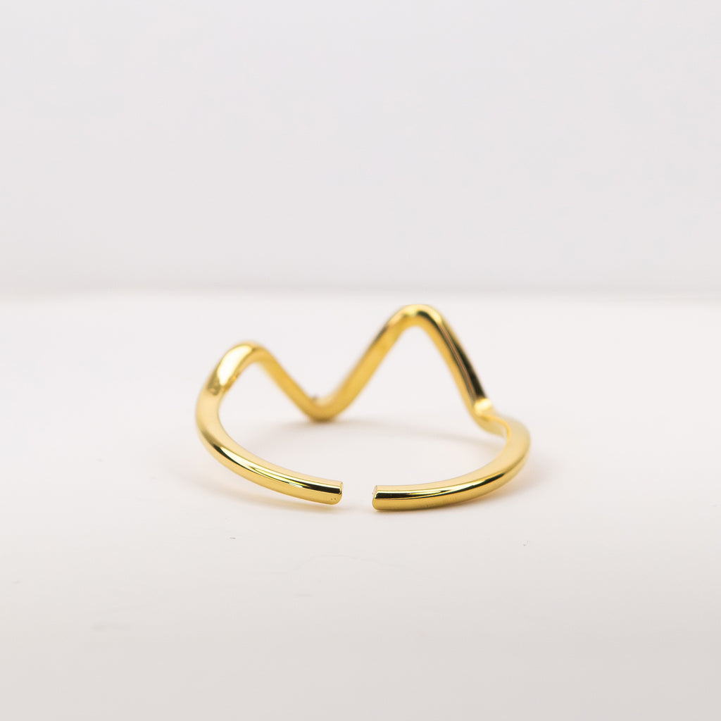 Siv Curved Crystal Ring