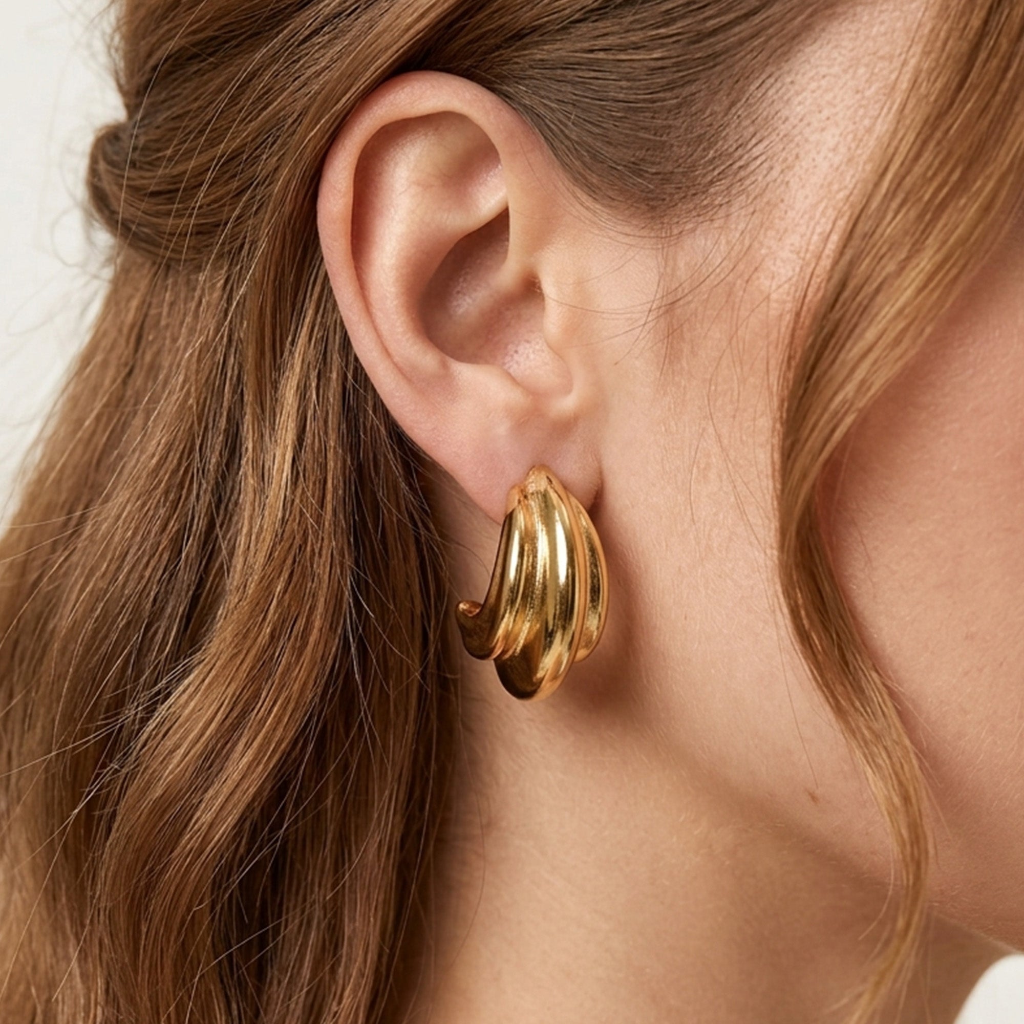 Vera Chunky Hoop Earrings